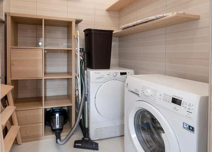 Апартаменты Guesthost - Stazione & Policlinico Бари